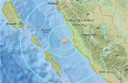 Động đất 6,5 độ richter ngoài khơi Indonesia 